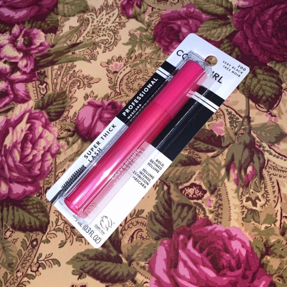 Covergirl Professional Super Thick Lash Mascara - 200 Very Black *PRICE FIRM*